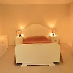 Peaceful Retreat In Casa de Férias Ferrières