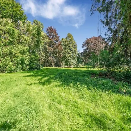 Holiday home Peaceful Retreat In